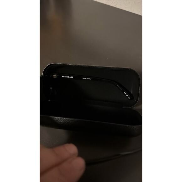 Balenciaga 60mm Rectangular Sunglasses black - Picture 6 of 8